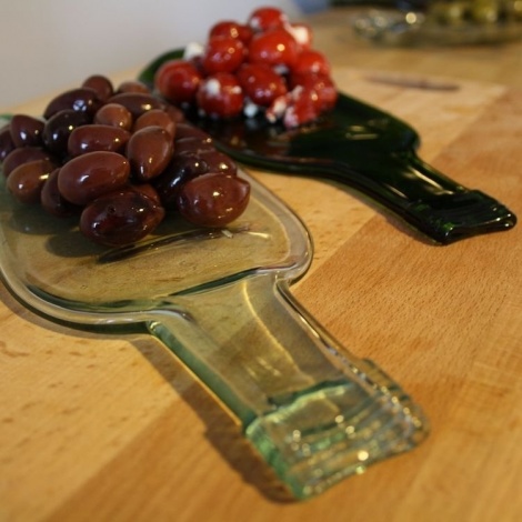 Recycled Wine Bottle Plate